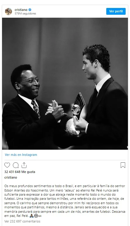 Ronaldo-joins-Peles-tribute